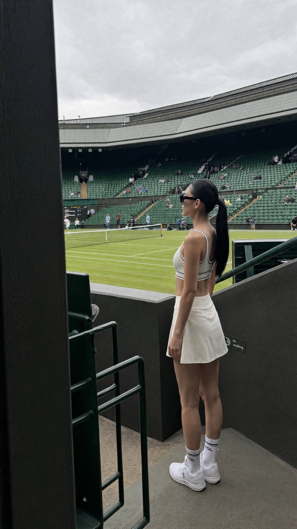AI campaign image — Courtside